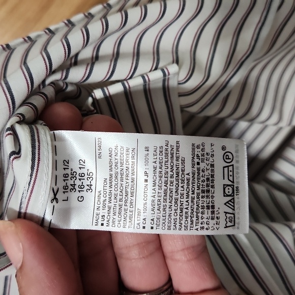 Banana Republic size large non iron 100% cotton size large - Picture 4 of 5